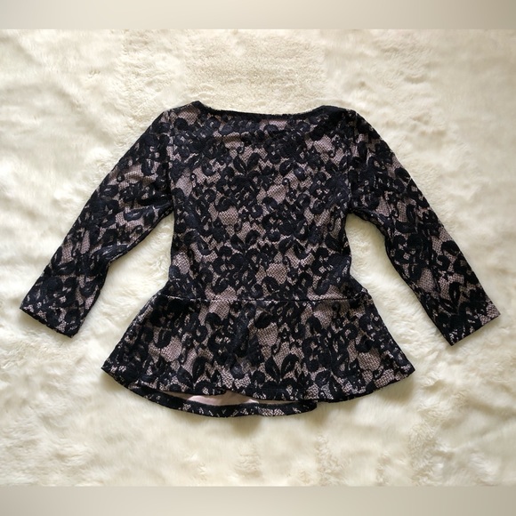 3/4 Length Sleeve Top - Picture 2 of 7